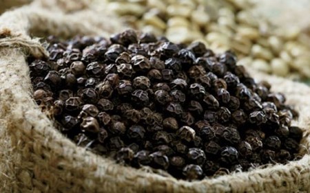 Ho tieu tro thanh “vang den”